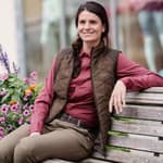 Blaser Dam Fleece Vest Kora Mörkbrun På Modell 1