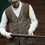 Blaser Herrväst Vintage Wing Olivgrön Melange Svart På Modell 1