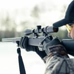 Tikka T1x i miljö skjutbana