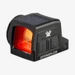 Vortex Defender-CCW slutet rödpunktsikte i vinklad vy med röd lins och sidoknappar