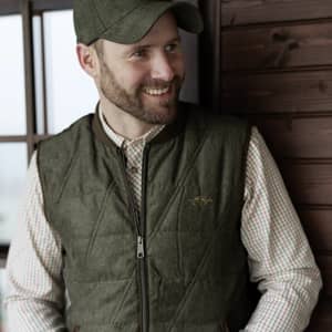 Blaser Herrväst Vintage Victor Olivgrön Melange Svart På Modell 2