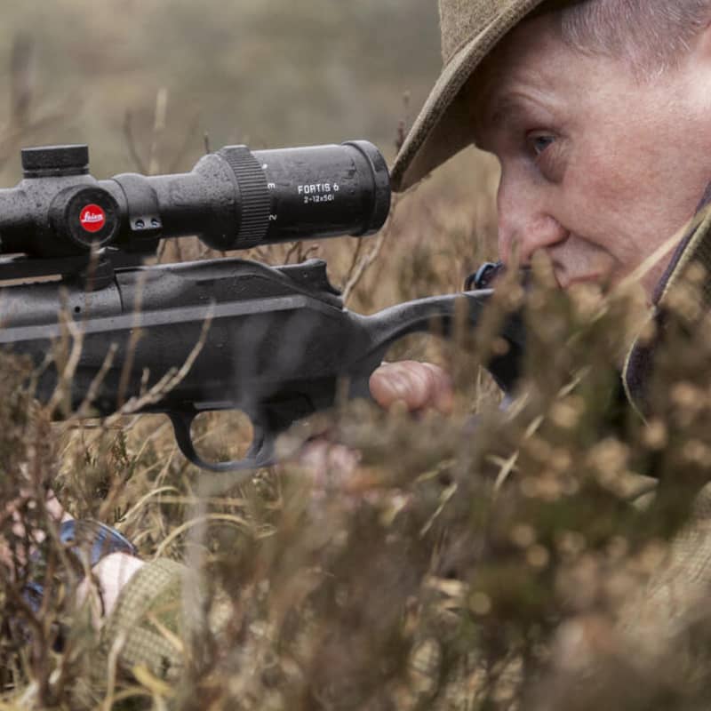 Leica Fortis 2-12x50i på blaser