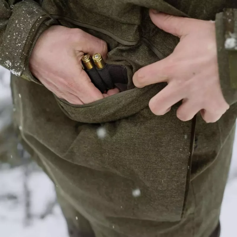 Blaser Herr Anorak Vintage Smock Laurent Olivgrön Melange Svart På Modell 1